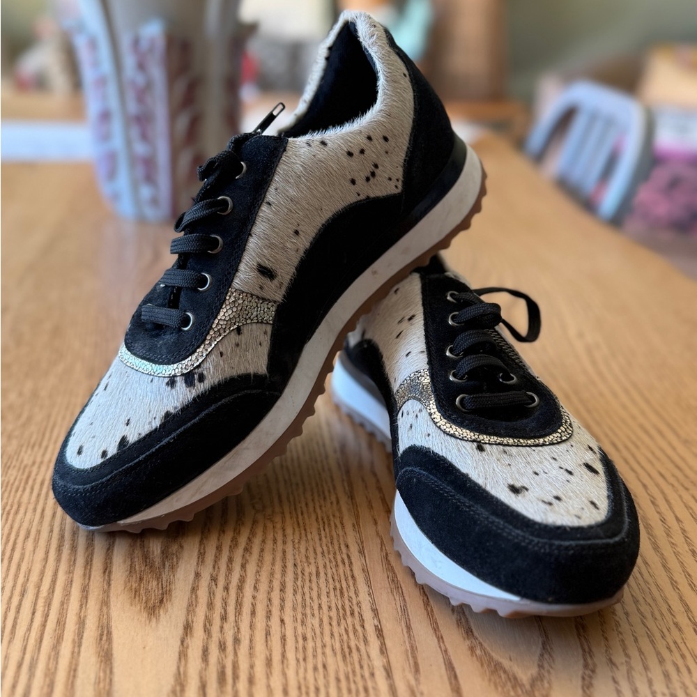 Myra Rush Sneakers